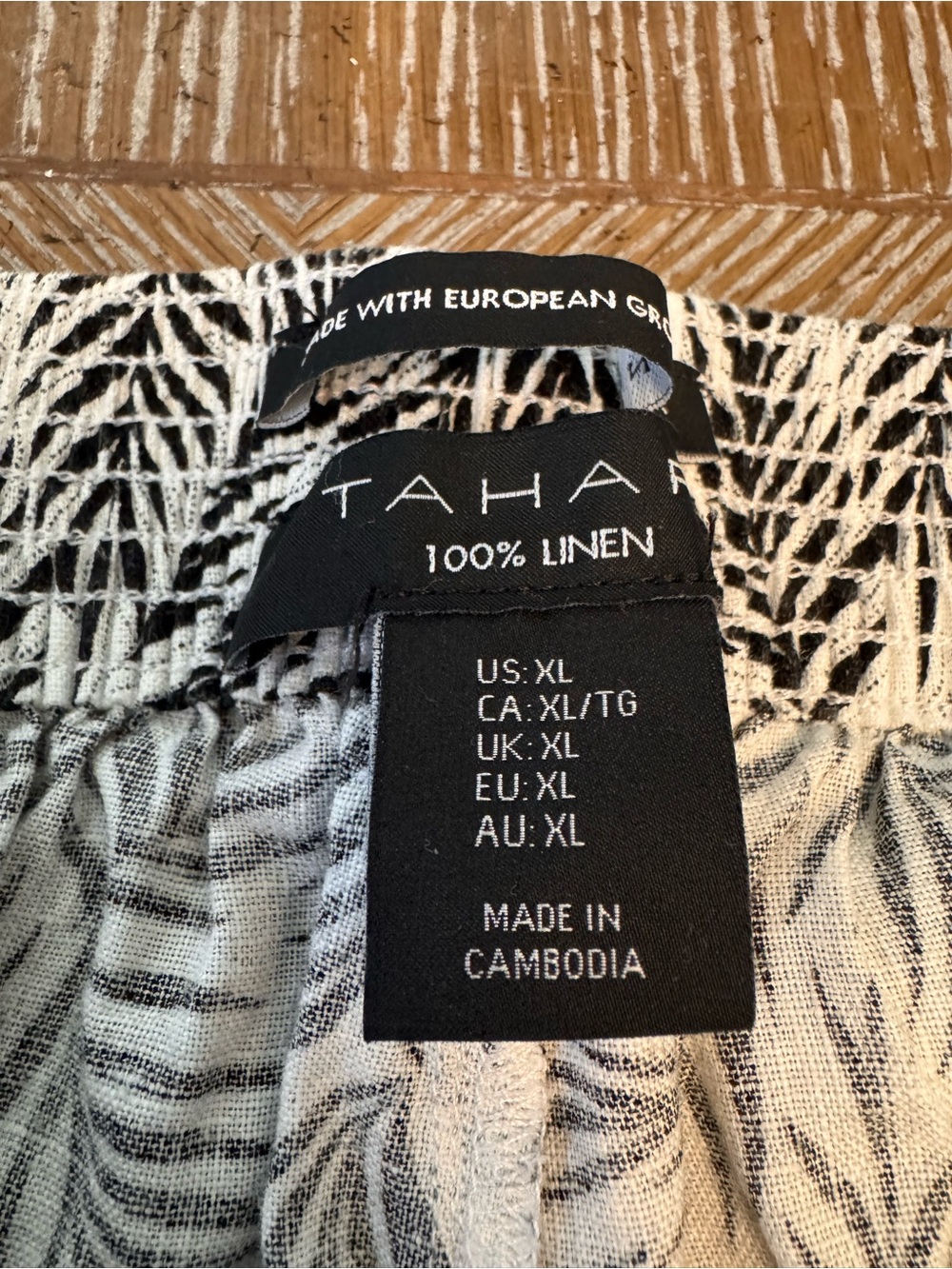 Tahari Beige/Black Floral Cropped Pants XL Elastic Waist 36” Inseam 23” Wide Leg - Picture 2 of 5